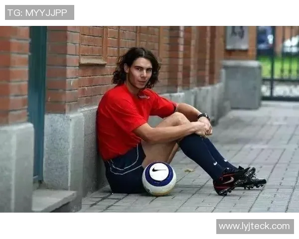 深圳网球队的拼搏之路：世界杯背后的奋斗与荣耀